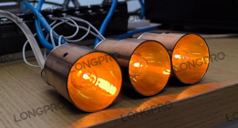 熱鉚壓.jpg 熱鉚壓.jpg